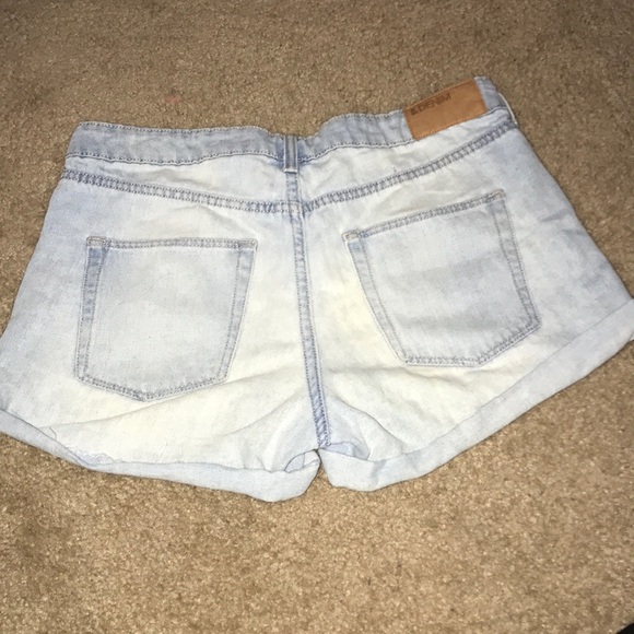 H&M shorts - Picture 2 of 3